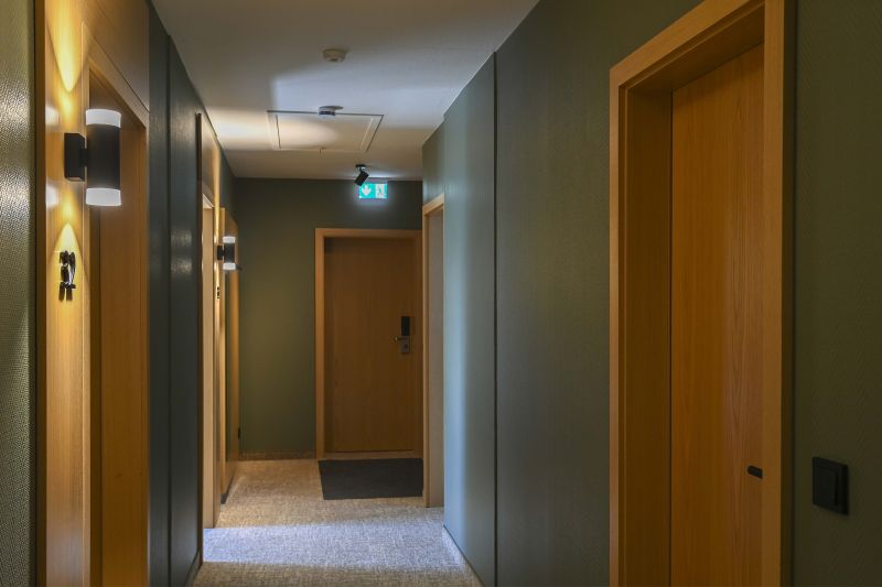 Flur zu den Zimmern im Dachgeschoss